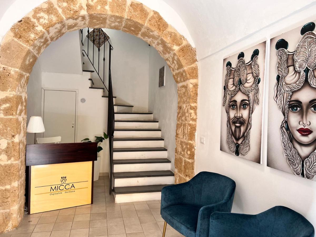 Ospitalita Siciliana Bed and Breakfast Noto Exterior foto